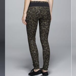 Lululemon Speed Tight III *All Full-On Lux Mystic Jungle Fatigue Green Black